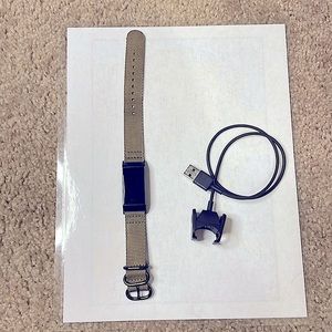 Fitbit (Charge 3)